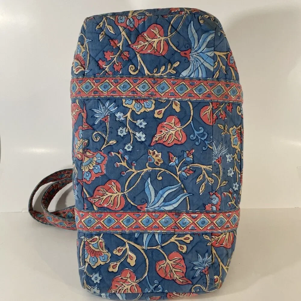 Petal Pushing quilted duffle